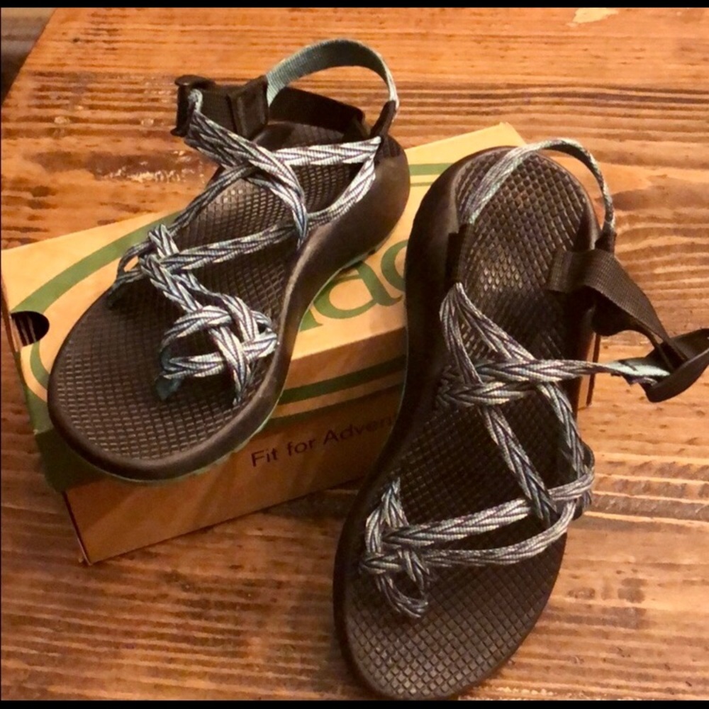 Chaco’s size 7 blue/purple two strap sandals💙💜